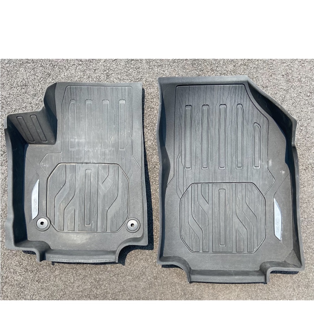 GMC TERRAIN ALL WEATHER FLOOR LINER